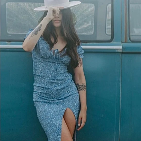 green emerald velvet dress Layla Williams Green Keyhole Halter Neck A-Line Dress Sky High Moive main image 1